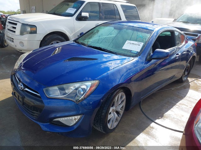 Hyundai Genesis Coupe 2.0t 2014 KMHHT6KD2EU120844 Image 2