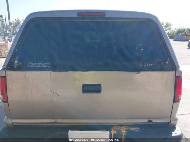 1998 CHEVROLET S-10 VIN: 1GCCS14X8WK239202