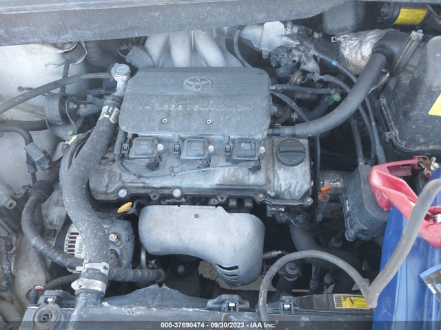 1999 TOYOTA SIENNA CE VIN: 4T3ZF19C2XU102236