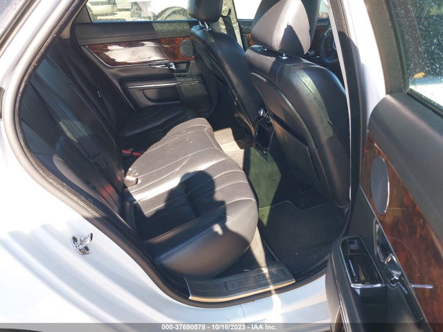 2012 JAGUAR XJ SAJWA1CB0CLV23145 Photo 7