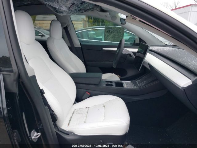 7SAYGDEF6NF548454 Tesla Model Y Performance