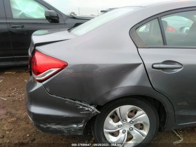 19XFB2F54EE013657 Honda Civic Sedan Lx