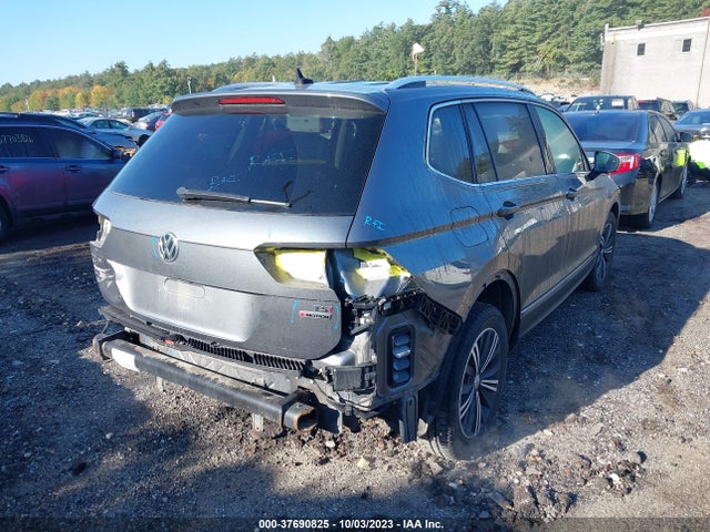 3VV2B7AX2JM015722 Volkswagen Tiguan Sel/se