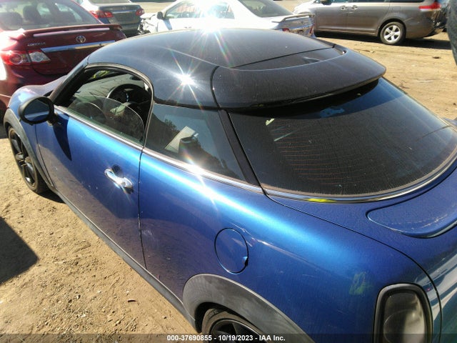 2012 MINI COOPER COUPE WMWSX3C50CT155404 Photo 2