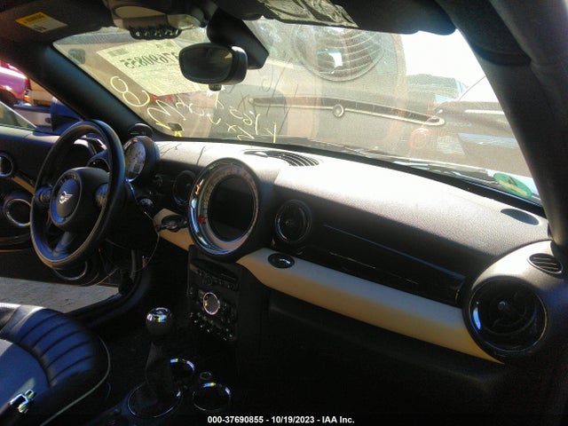 2012 MINI COOPER COUPE WMWSX3C50CT155404 Photo 4