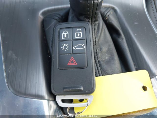 YV1612TM0F1345673 Volvo S60 T5 Platinum