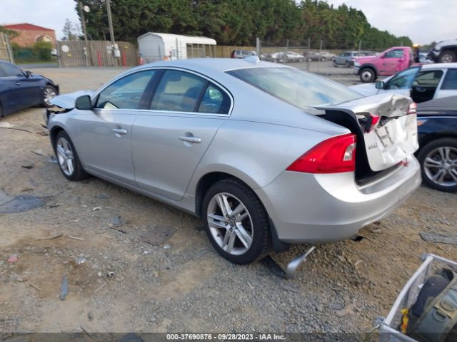 YV1612TM0F1345673 Volvo S60 T5 Platinum