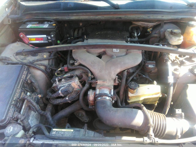 2004 CADILLAC SRX VIN: 1GYEE637240188345