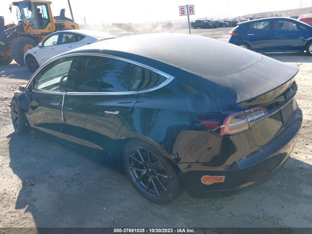 Tesla Model 3 Range 2019 5YJ3E1EA4KF424470 Image 3