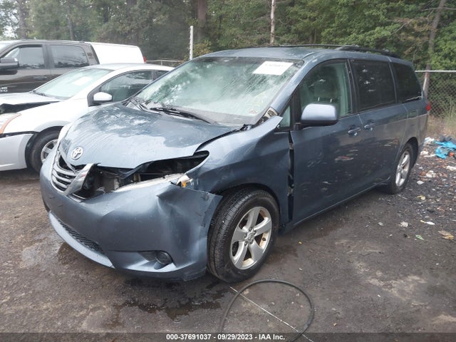 2014 TOYOTA SIENNA LE VIN: 5TDKK3DC3ES413477