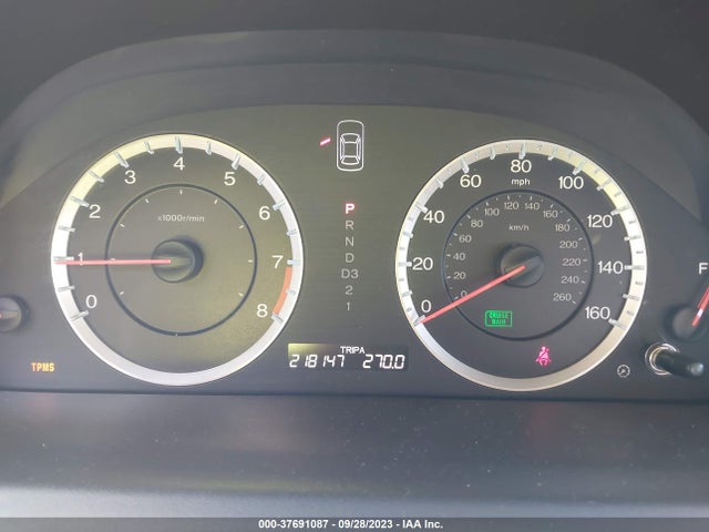 2011 HONDA ACCORD SDN EX-L VIN: 1HGCP2F82BA047837