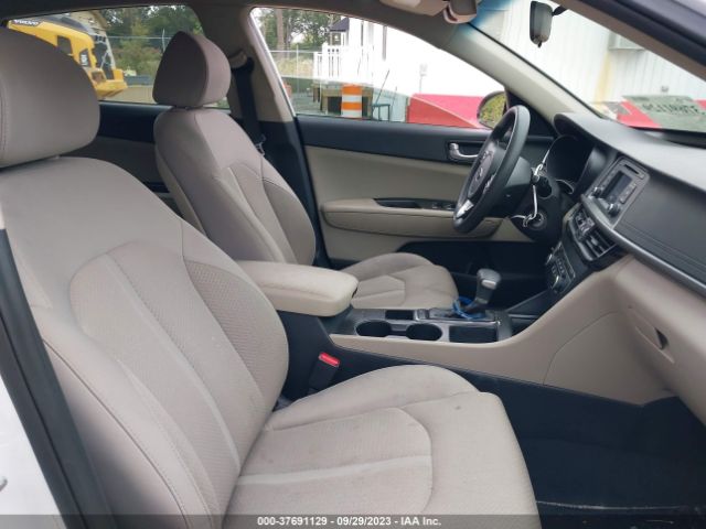 5XXGT4L38HG168529 KIA Optima Lx