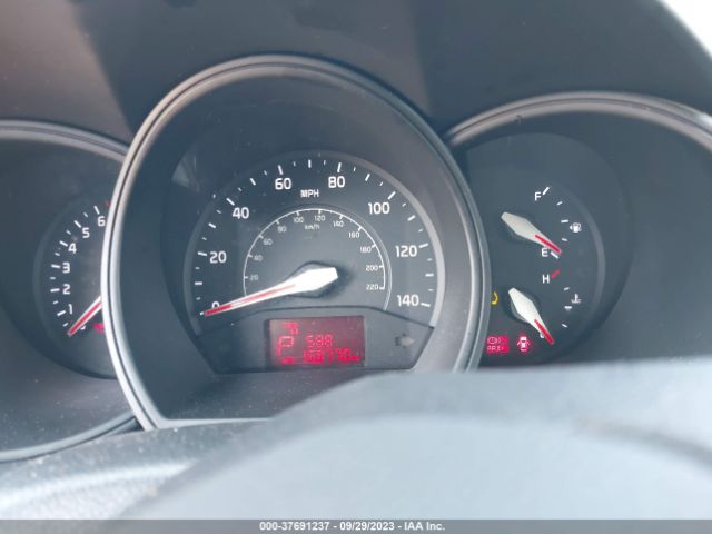 KNADM4A37E6384186 KIA RIO LX
