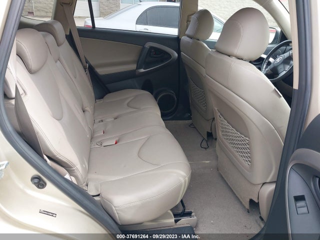 2008 TOYOTA RAV4 LTD VIN: JTMBD31V586080526