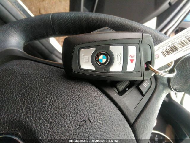 WBA8A3C57JA494567 BMW 3 Series 320i Xdrive