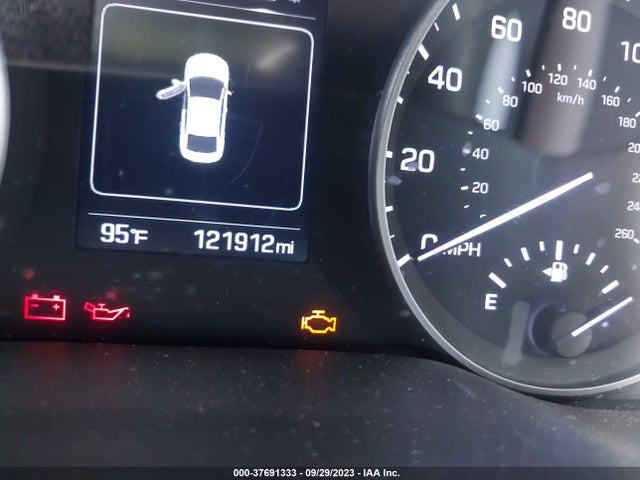 Hyundai ELANTRA SEL 2018 5NPD84LF8JH363314 Image 15