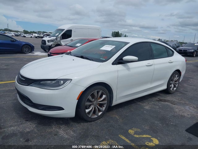 Chrysler 200 S 2016 1C3CCCBB9GN111748 Image 2