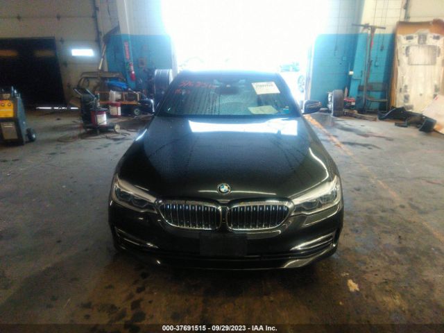 WBAJE7C3XHG888986 BMW 5 Series 540i Xdrive