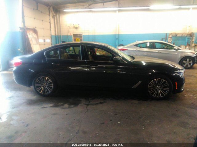 WBAJE7C3XHG888986 BMW 5 Series 540i Xdrive