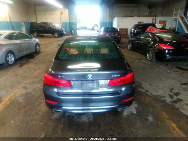 WBAJE7C3XHG888986 BMW 5 Series 540i Xdrive