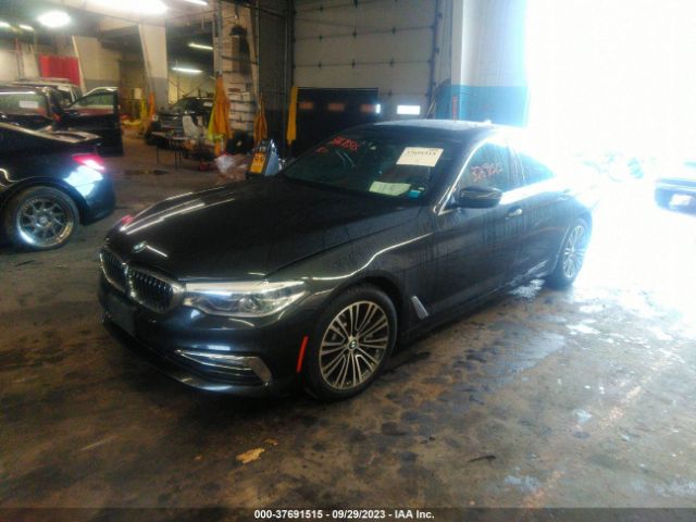 WBAJE7C3XHG888986 BMW 5 Series 540i Xdrive
