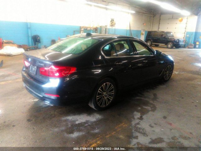 WBAJE7C3XHG888986 BMW 5 Series 540i Xdrive