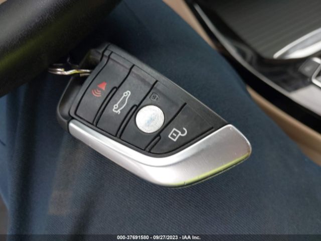 5UXTR7C52KLR49066 BMW X3 Sdrive30i