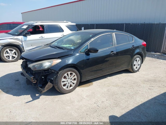 KIA FORTE LX 2016 KNAFK4A61G5605797 Image 2