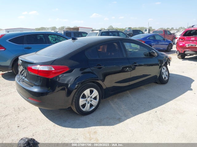 KIA FORTE LX 2016 KNAFK4A61G5605797 Image 4