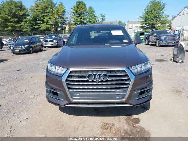 Audi Q7 Prestige 2017 WA1VAAF70HD032524 Image 12