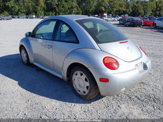 2003 VOLKSWAGEN NEW BEETLE COUPE GL VIN: 3VWBK21C83M420689
