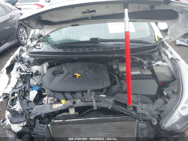Hyundai Elantra Limited 2015 5NPDH4AE0FH597139 Image 10