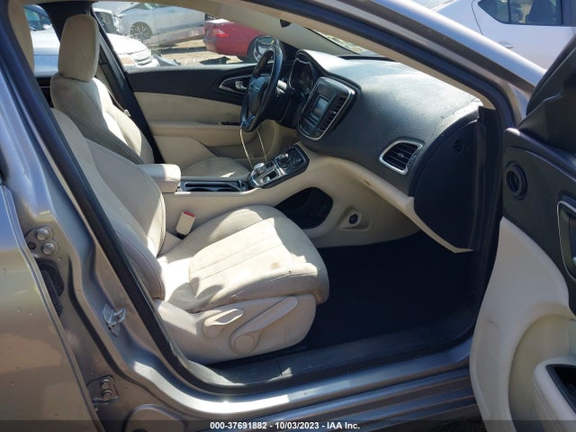 1C3CCCAB3FN659986 Chrysler 200 Limited