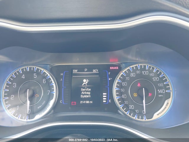 1C3CCCAB3FN659986 Chrysler 200 Limited