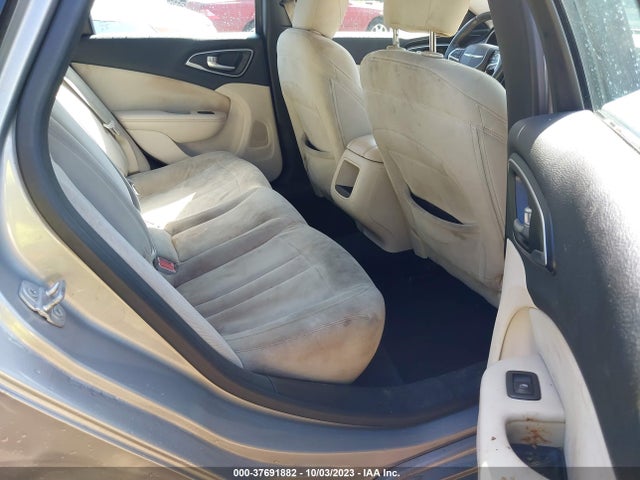 1C3CCCAB3FN659986 Chrysler 200 Limited