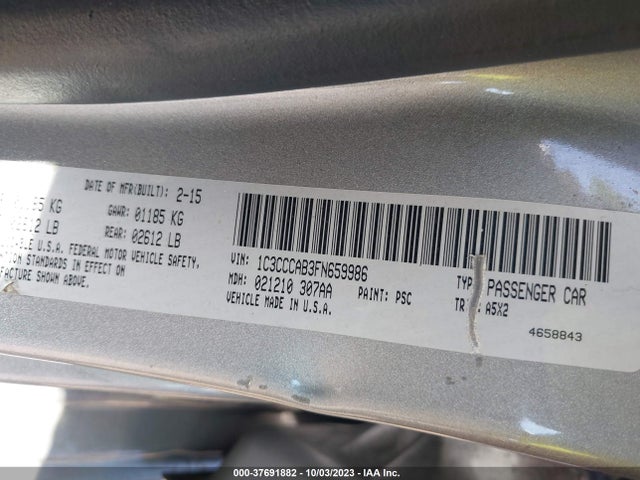 1C3CCCAB3FN659986 Chrysler 200 Limited