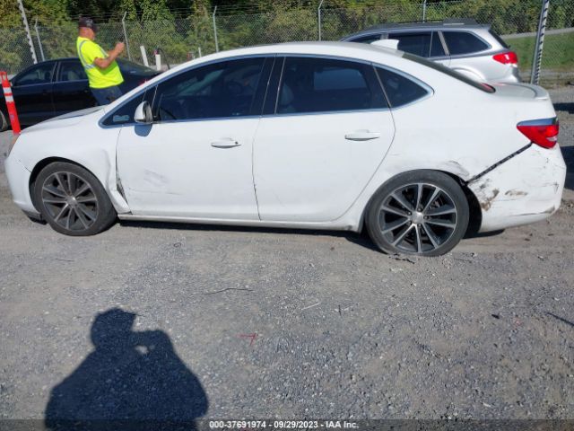 1G4PW5SK7G4129814 Buick Verano Sport Touring