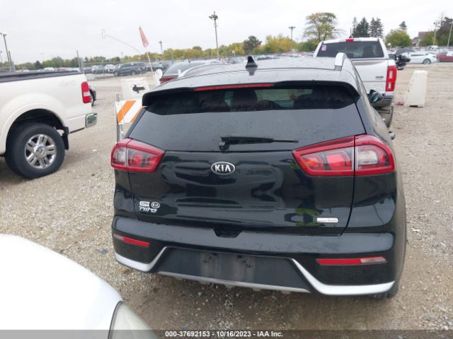 KNDCB3LC9J5108314 KIA NIRO LX