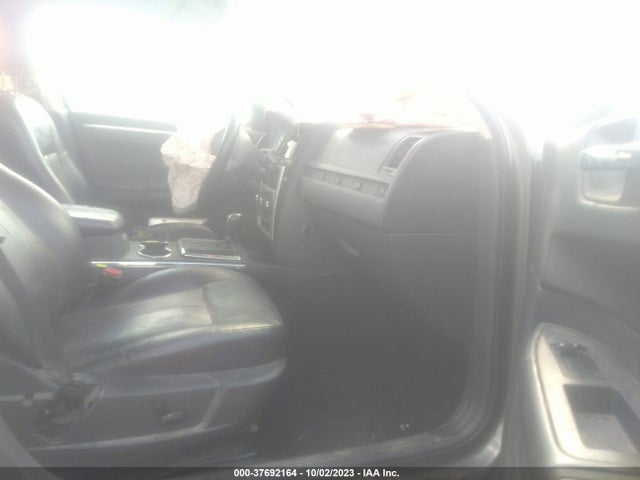 2008 CHRYSLER 300 TOURING VIN: 2C3KA53G38H241381