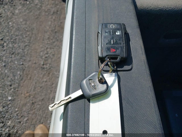 Chevrolet Silverado 1500 Lt 2018 3GCUKREC8JG360150 Image 11