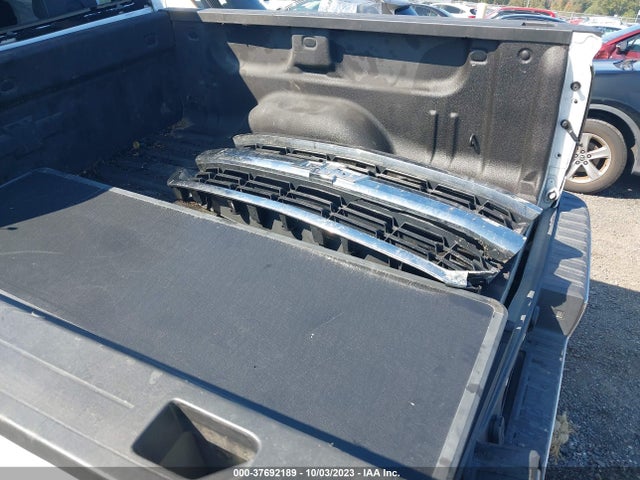 Chevrolet Silverado 1500 Lt 2018 3GCUKREC8JG360150 Image 12