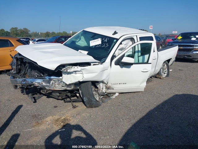 Chevrolet Silverado 1500 Lt 2018 3GCUKREC8JG360150 Image 2