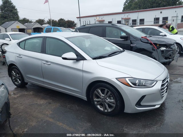 2018 HYUNDAI ELANTRA SEL VIN: 5NPD84LF9JH375519