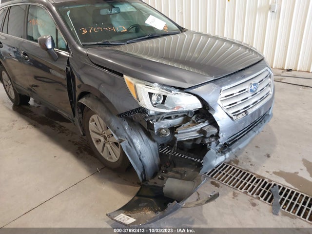 Subaru Outback 2.5i Premium 2015 4S4BSBCC2F3323327 Image 6