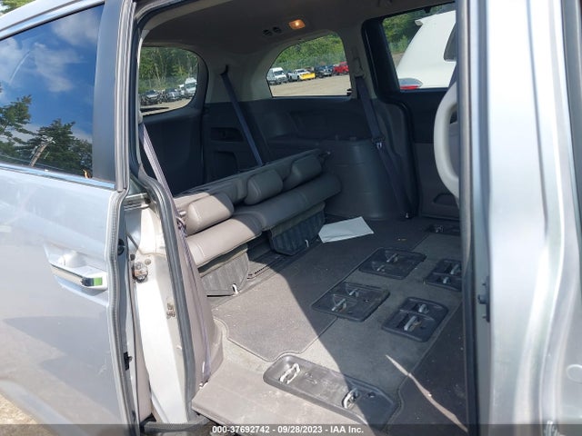 2011 HONDA ODYSSEY EX-L VIN: 5FNRL5H68BB073125