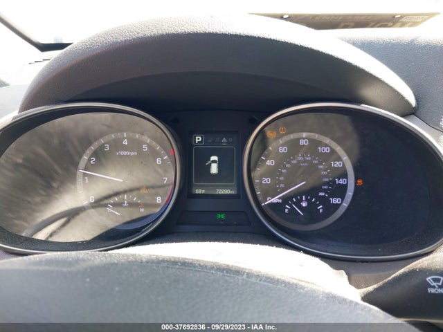 2017 HYUNDAI SANTA FE SE VIN: KM8SM4HFXHU227757