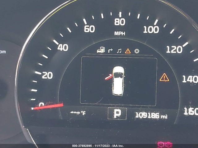 2016 KIA SORENTO SX VIN: 5XYPKDA57GG111997