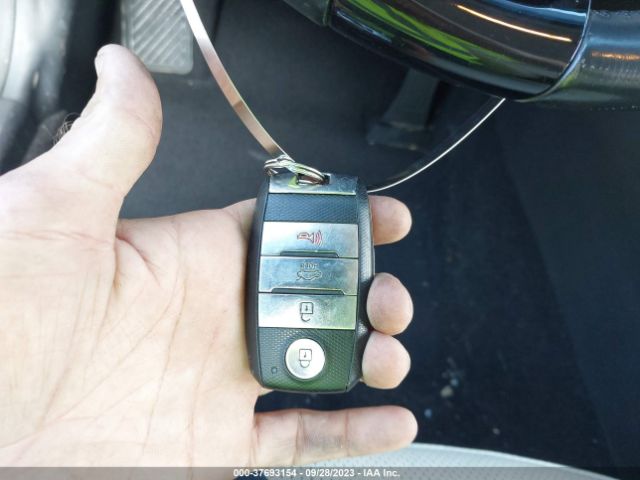 KNAGN4AD2E5076772 KIA Optima Hybrid Ex