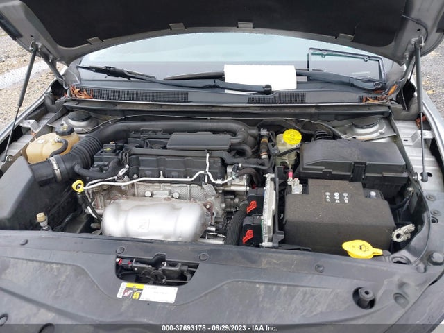 1C3CCCFB6GN194775 Chrysler 200 Touring