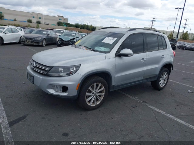 WVGAV7AX8JK003739 Volkswagen TIGUAN LIMITED